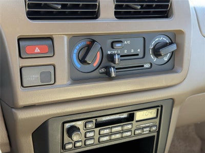 1998 Nissan Frontier XE