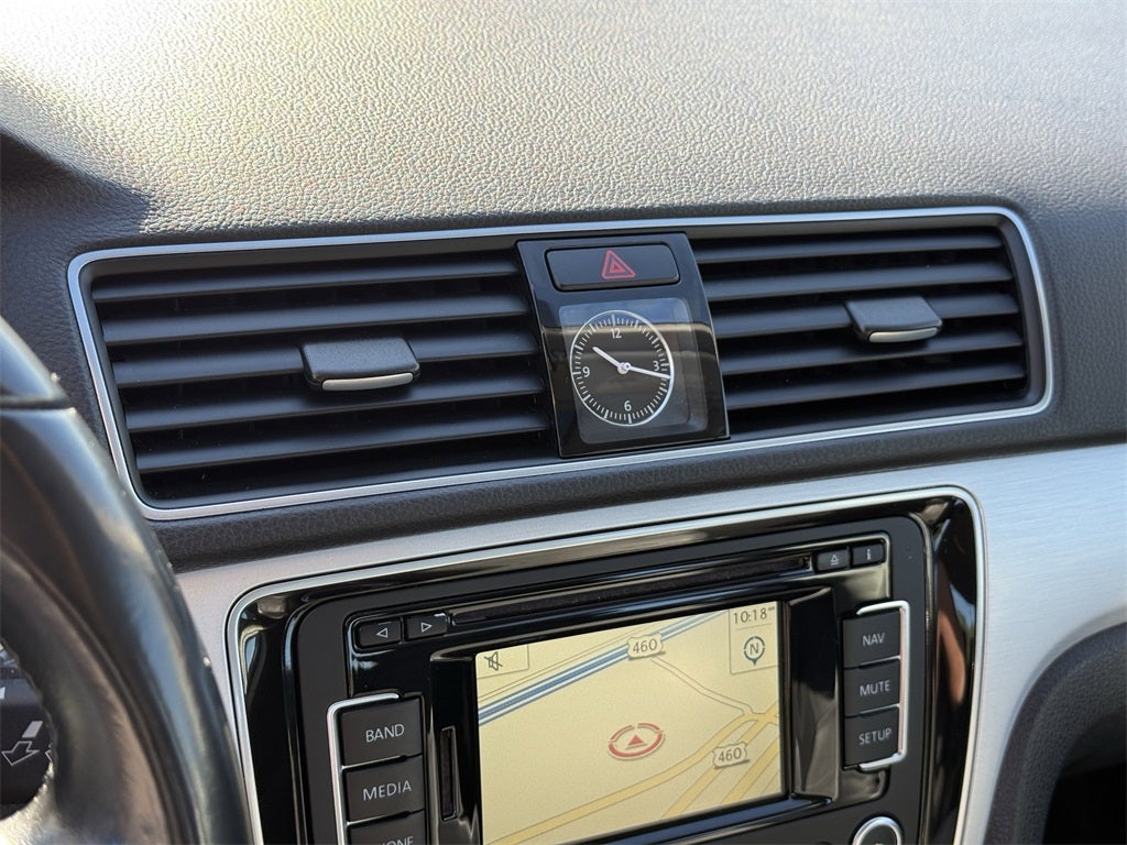 2012 Volkswagen Passat 2.5 SE