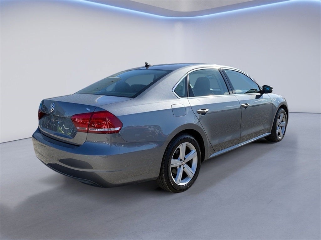 2012 Volkswagen Passat 2.5 SE