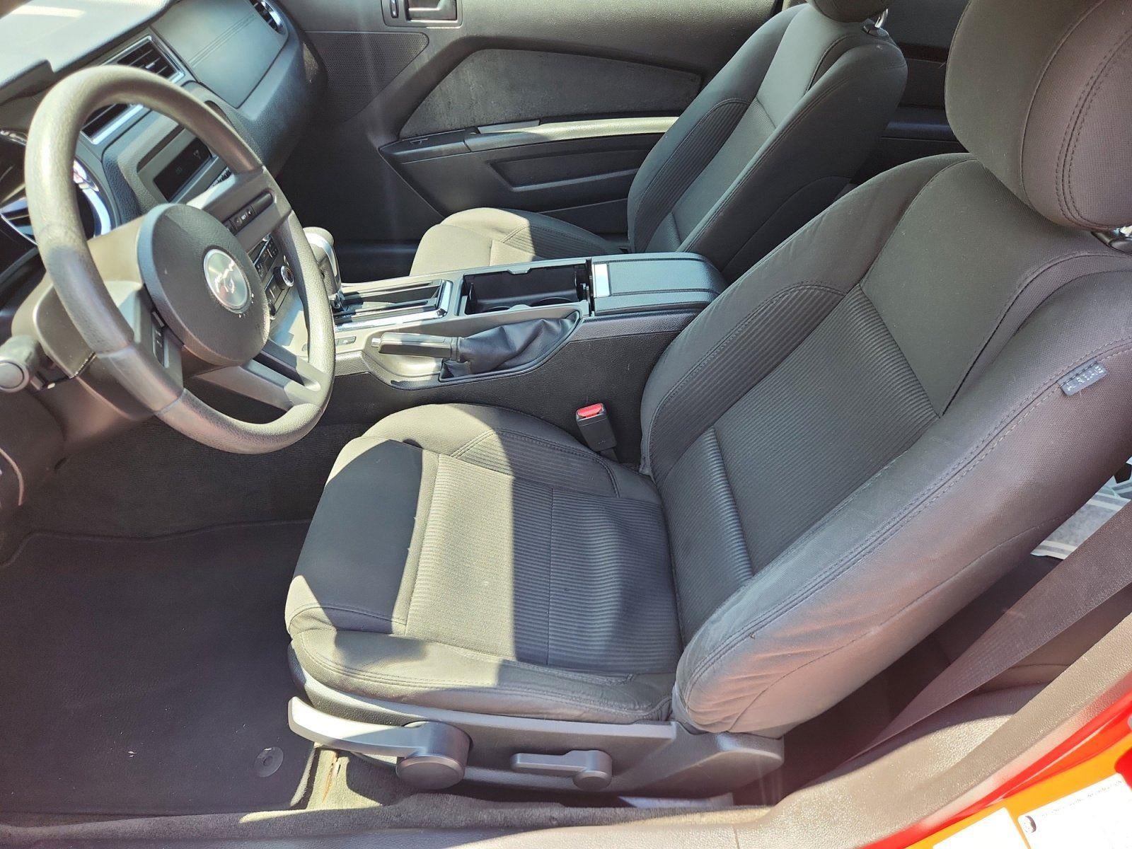 2012 Ford Mustang V6