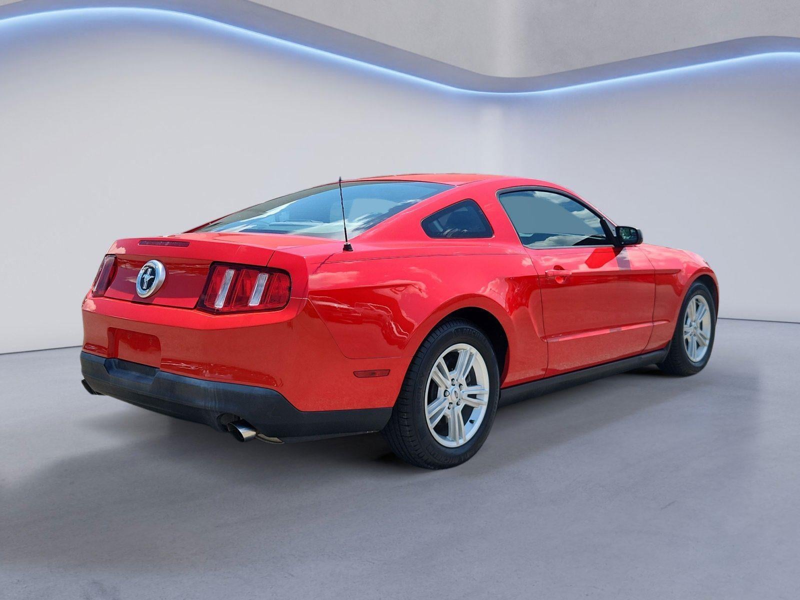 2012 Ford Mustang V6