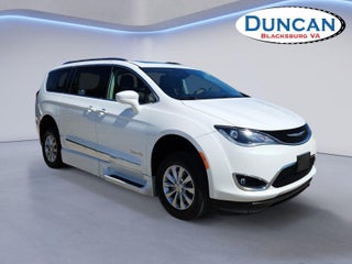 2018 Chrysler Pacifica Touring L Plus