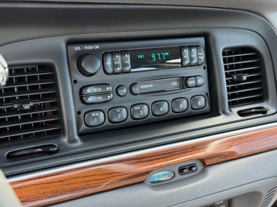 1997 Ford Crown Victoria Base