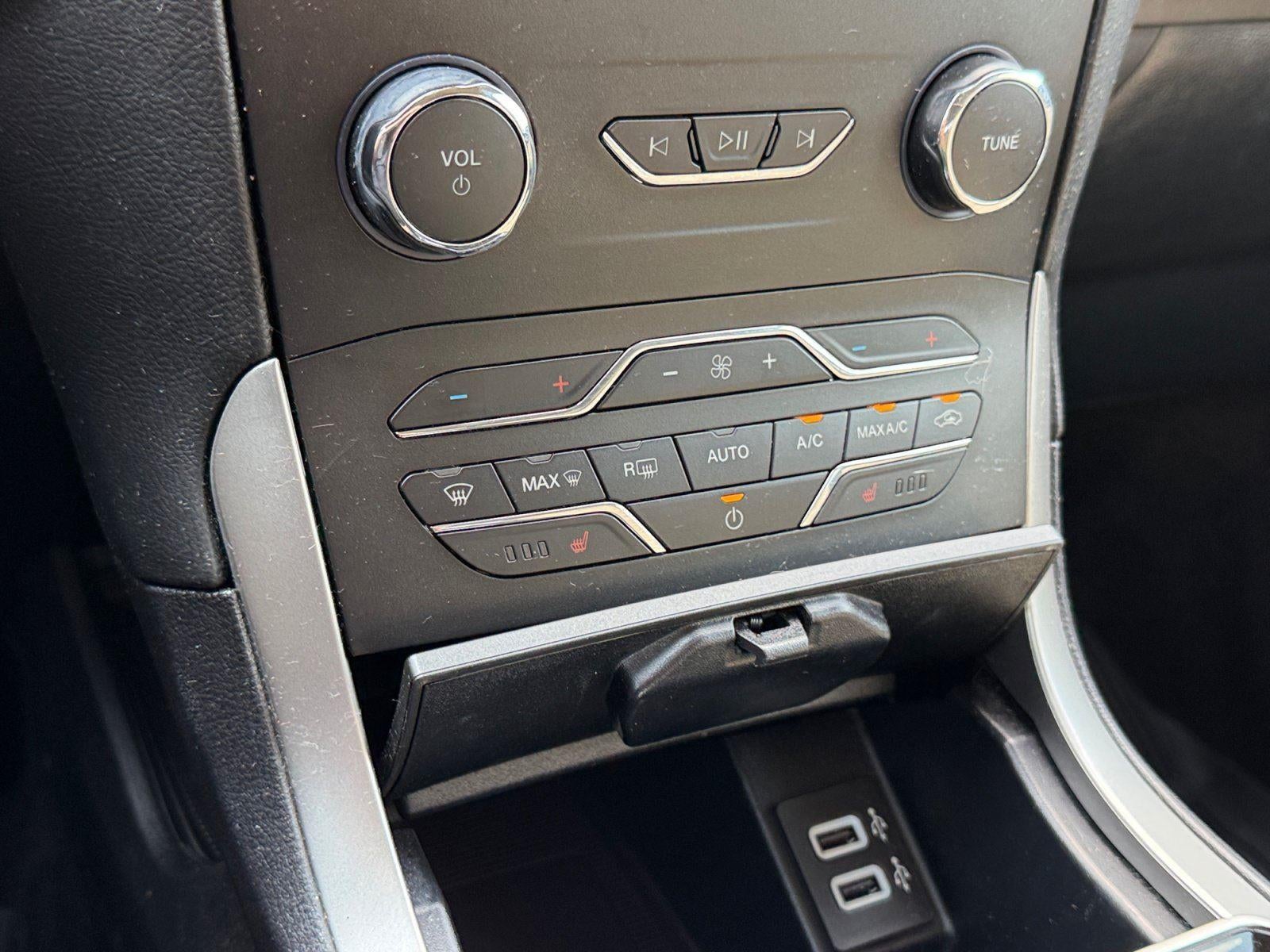 2020 Ford Edge SEL