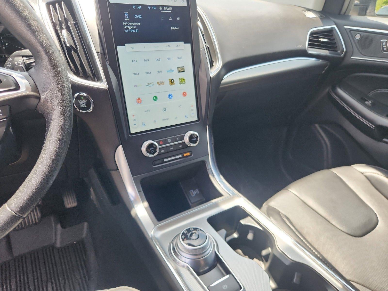 2022 Ford Edge Titanium