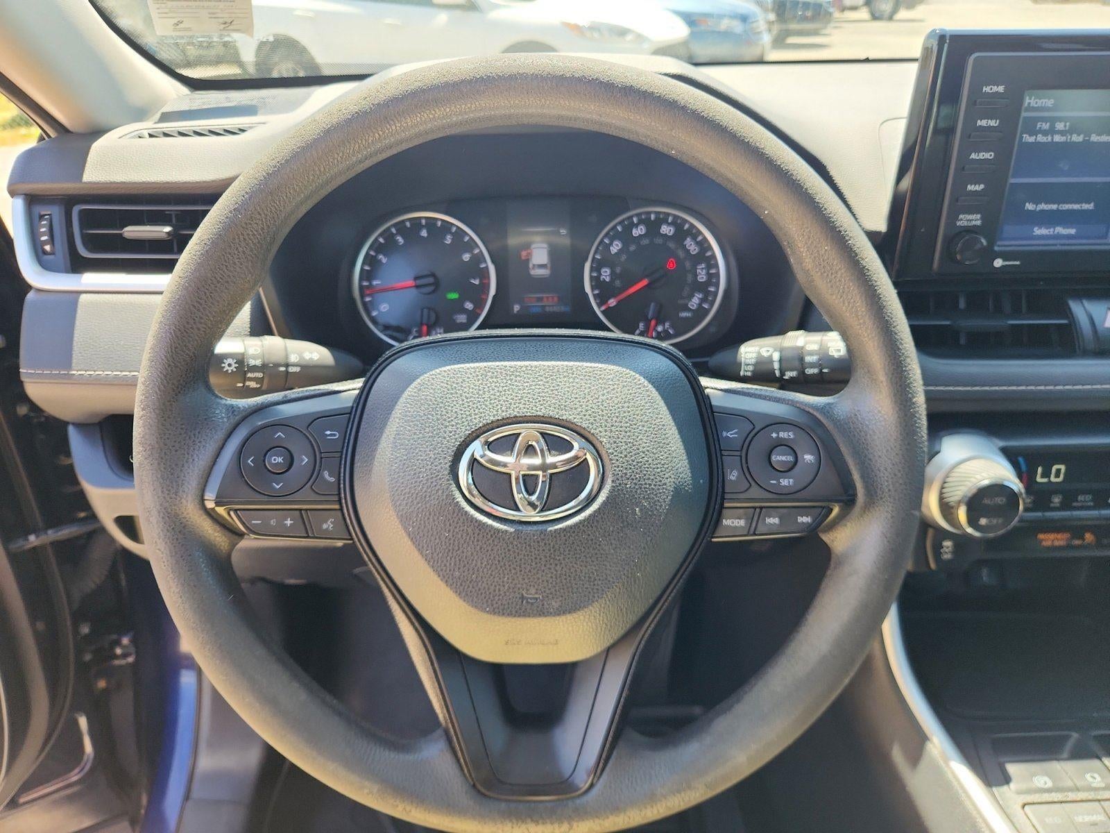 2020 Toyota RAV4 XLE