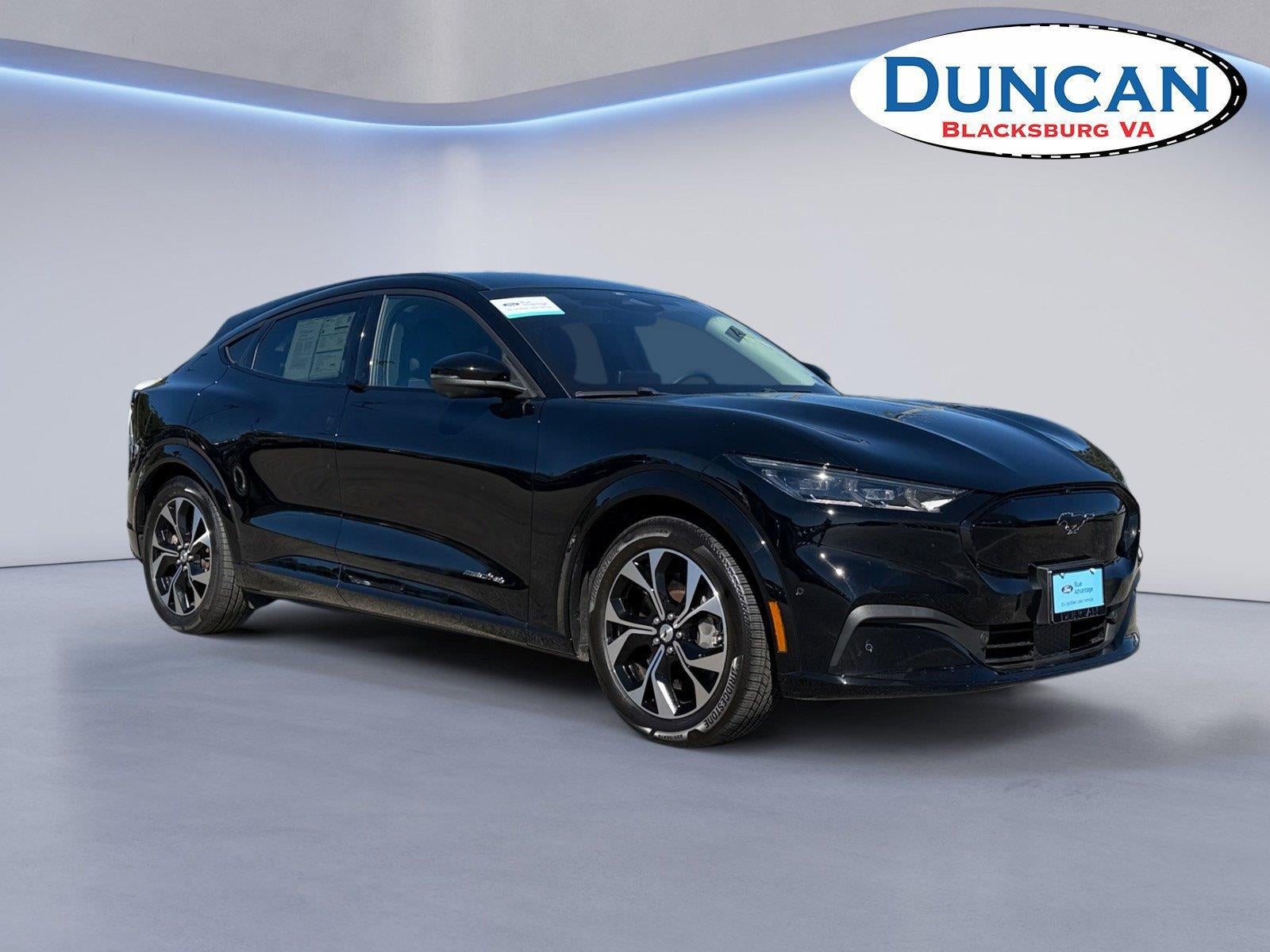 2022 Ford Mustang Mach-E Premium AWD