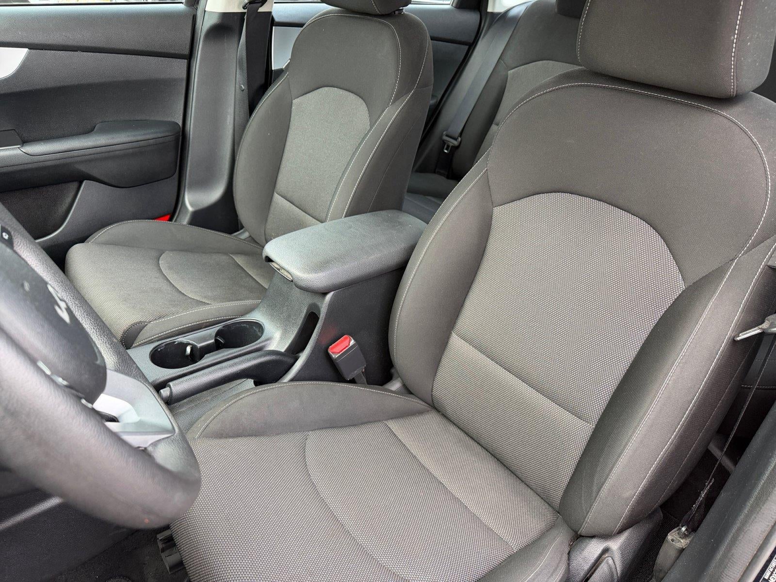 2022 Kia Forte FE