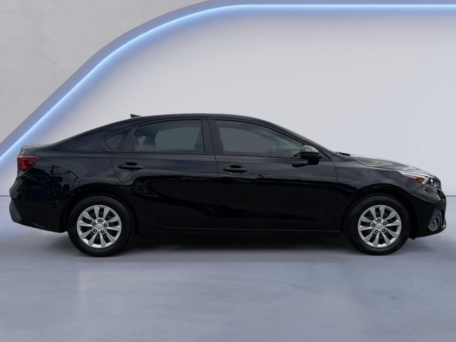 2022 Kia Forte FE