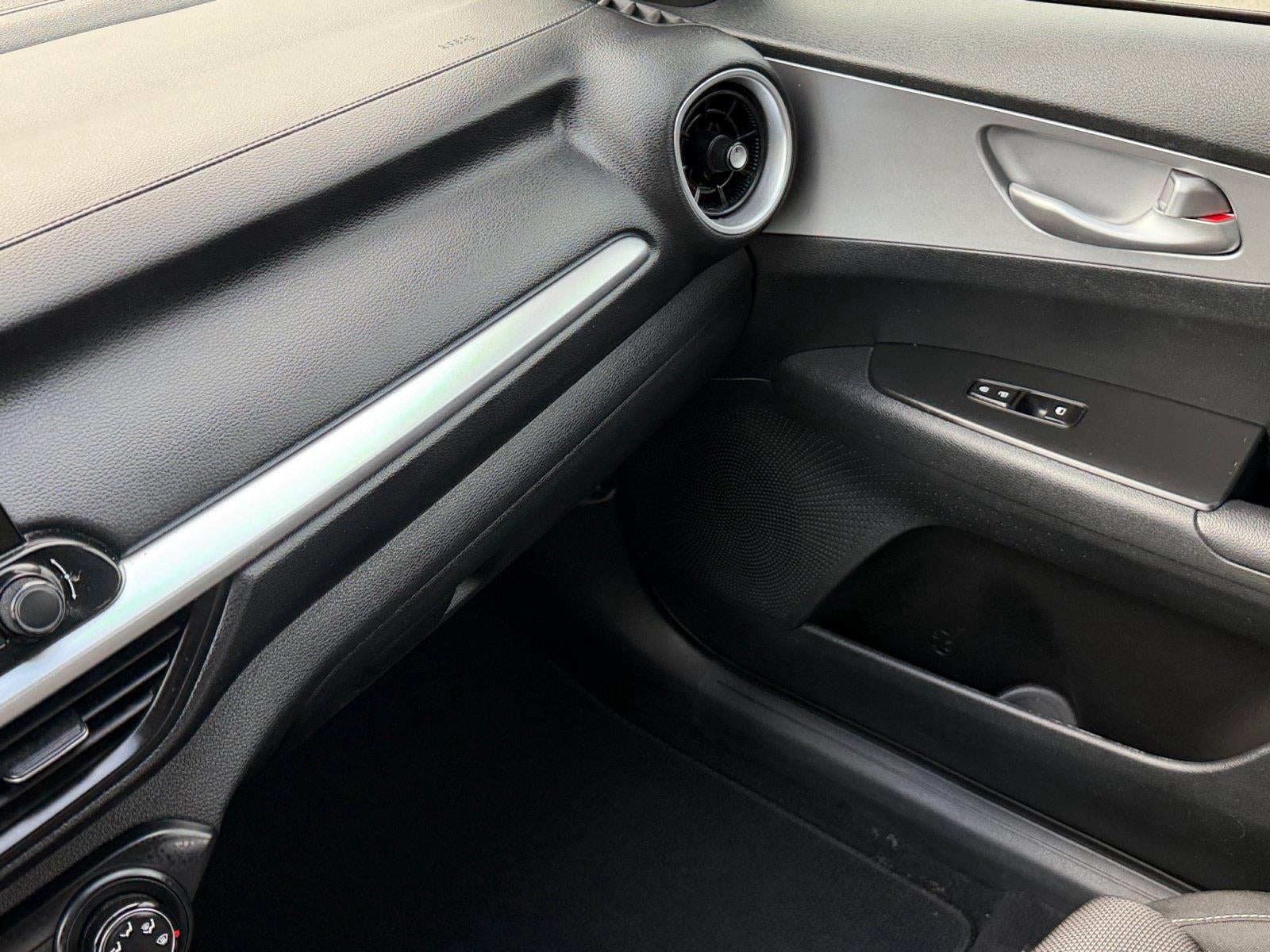 2022 Kia Forte FE