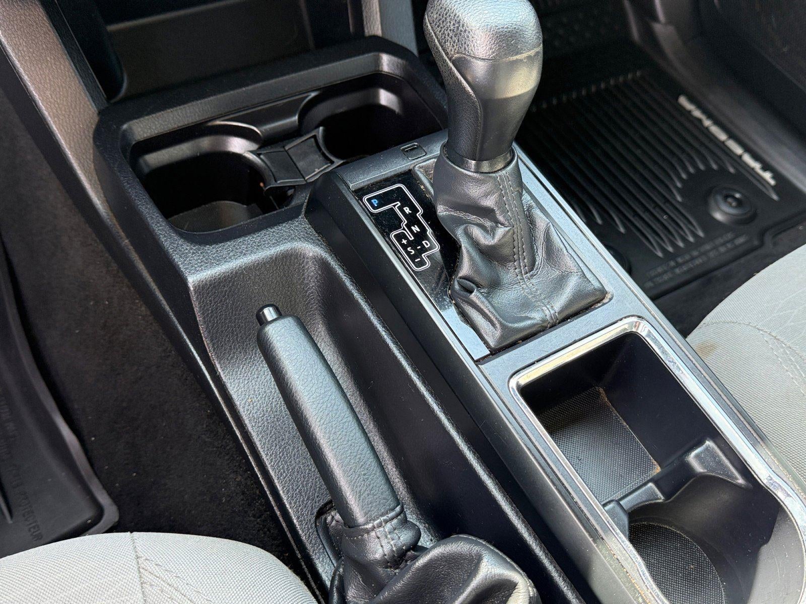 2018 Toyota Tacoma SR V6