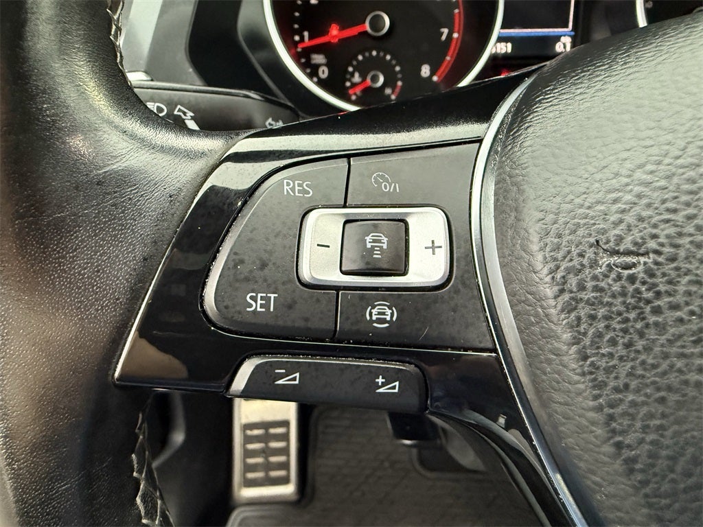 2021 Volkswagen Tiguan 2.0T SE R-Line Black