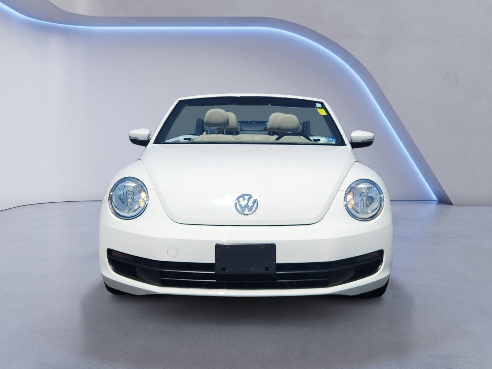 2013 Volkswagen Beetle Convertible 2.5L w/Sound/Nav
