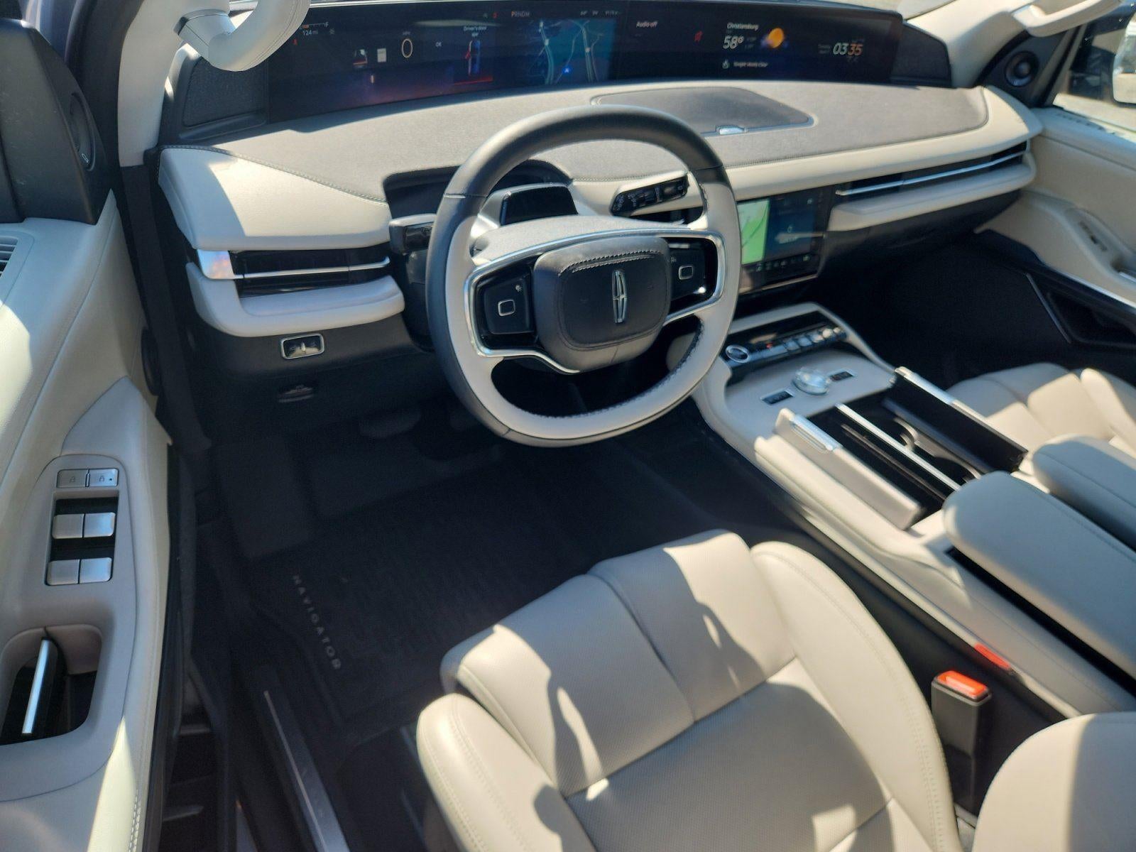 2025 Lincoln Navigator L Reserve