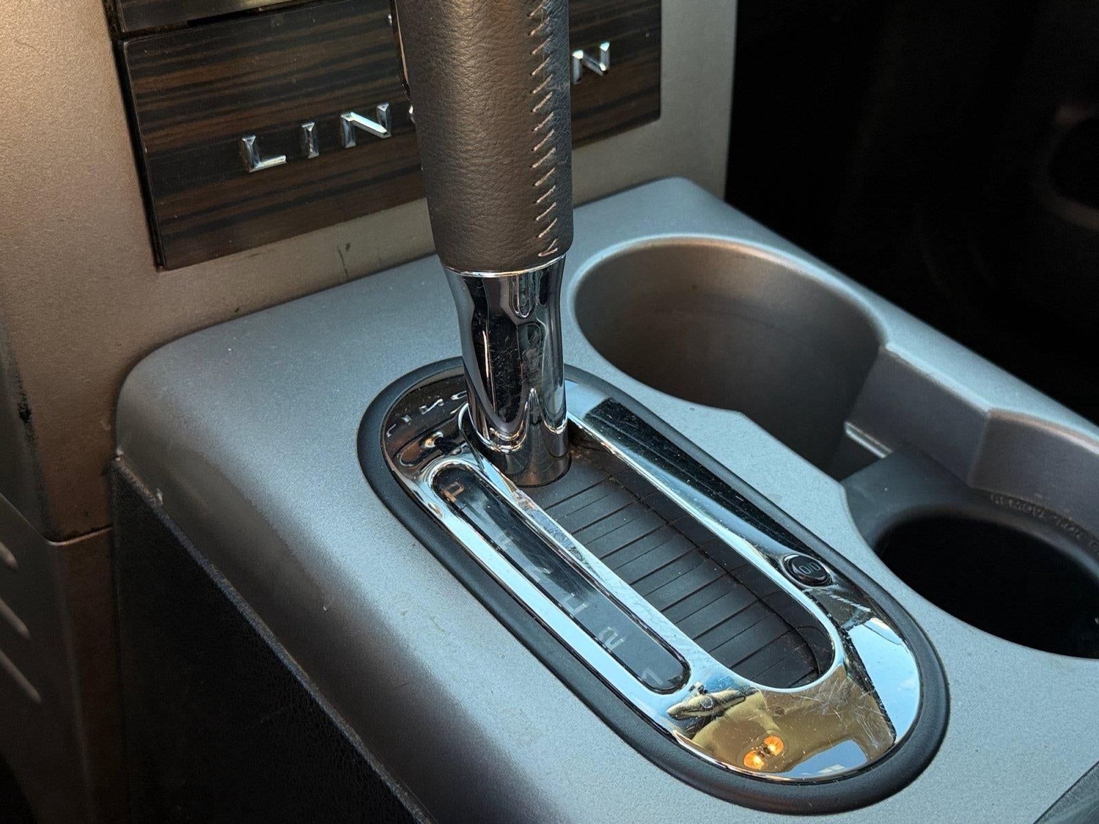 2008 Lincoln Mark LT STYLE