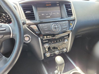 2019 Nissan Pathfinder SV