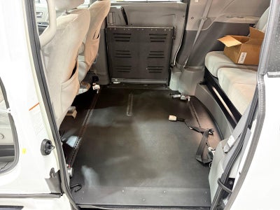 2019 Toyota Sienna LE