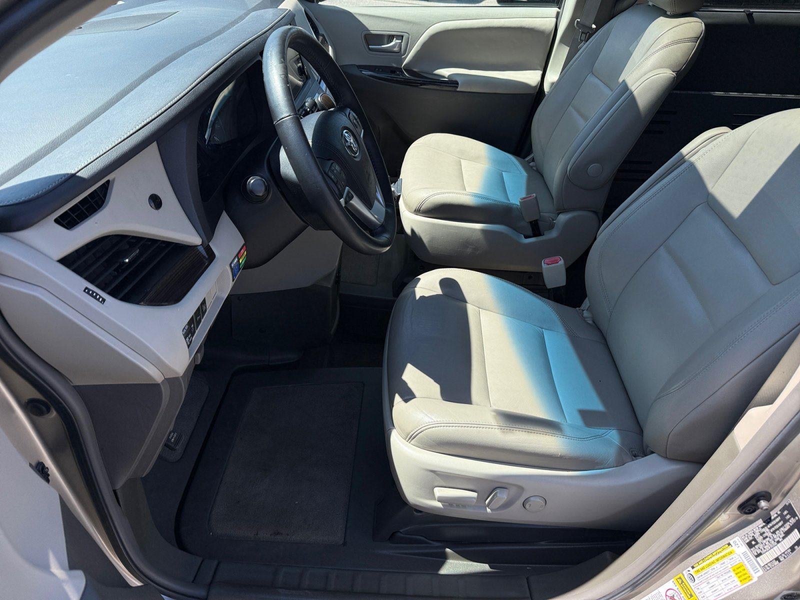 2015 Toyota Sienna XLE 8-Passenger