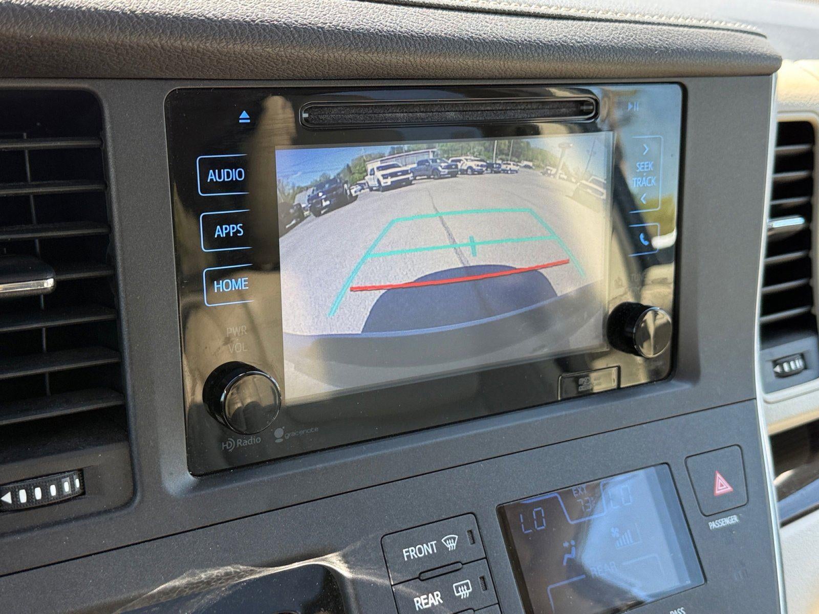 2015 Toyota Sienna XLE 8-Passenger