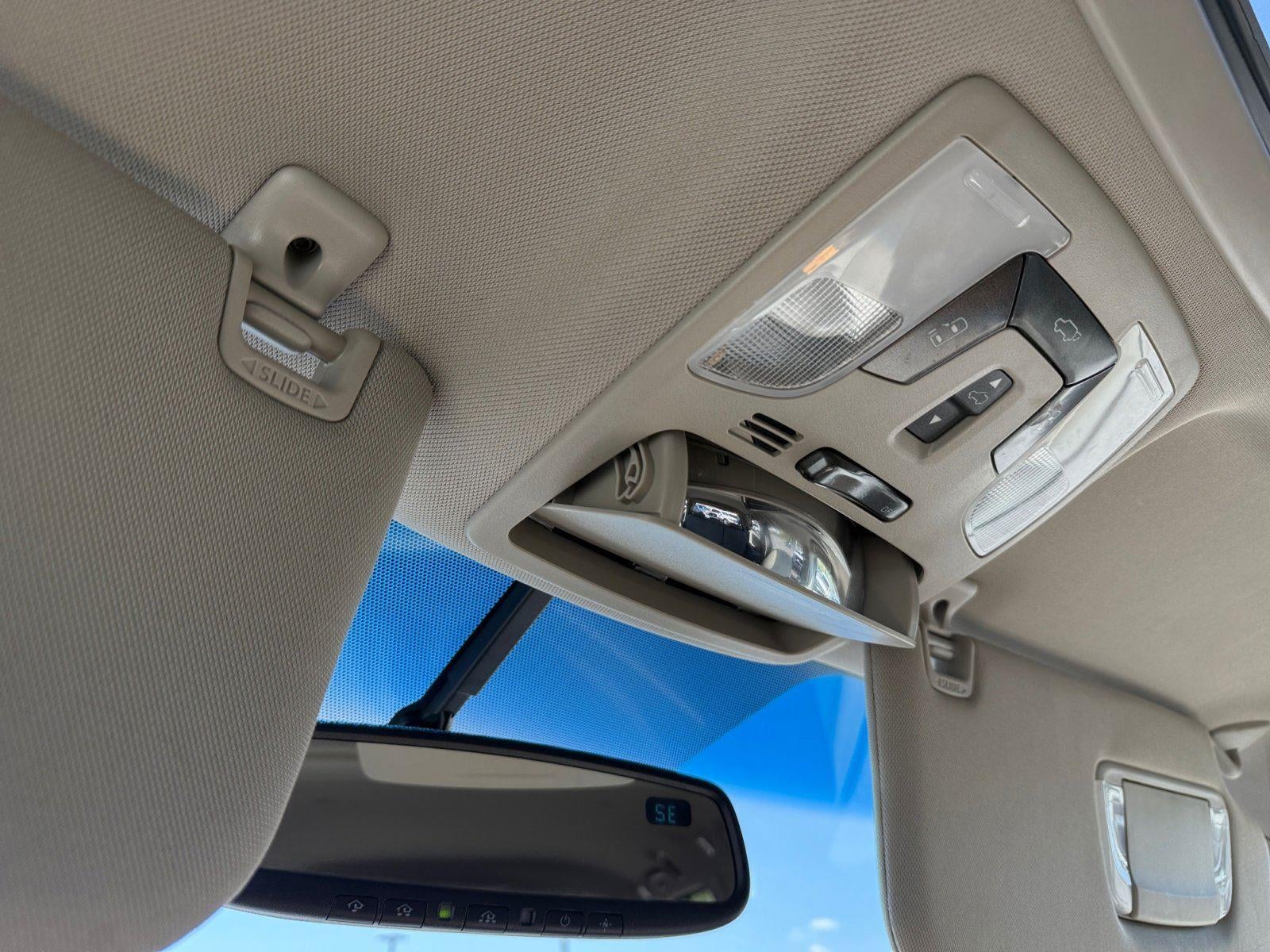 2015 Toyota Sienna XLE 8-Passenger
