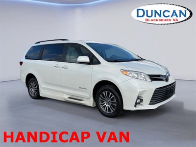 2018 Toyota Sienna XLE Premium 7 Passenger