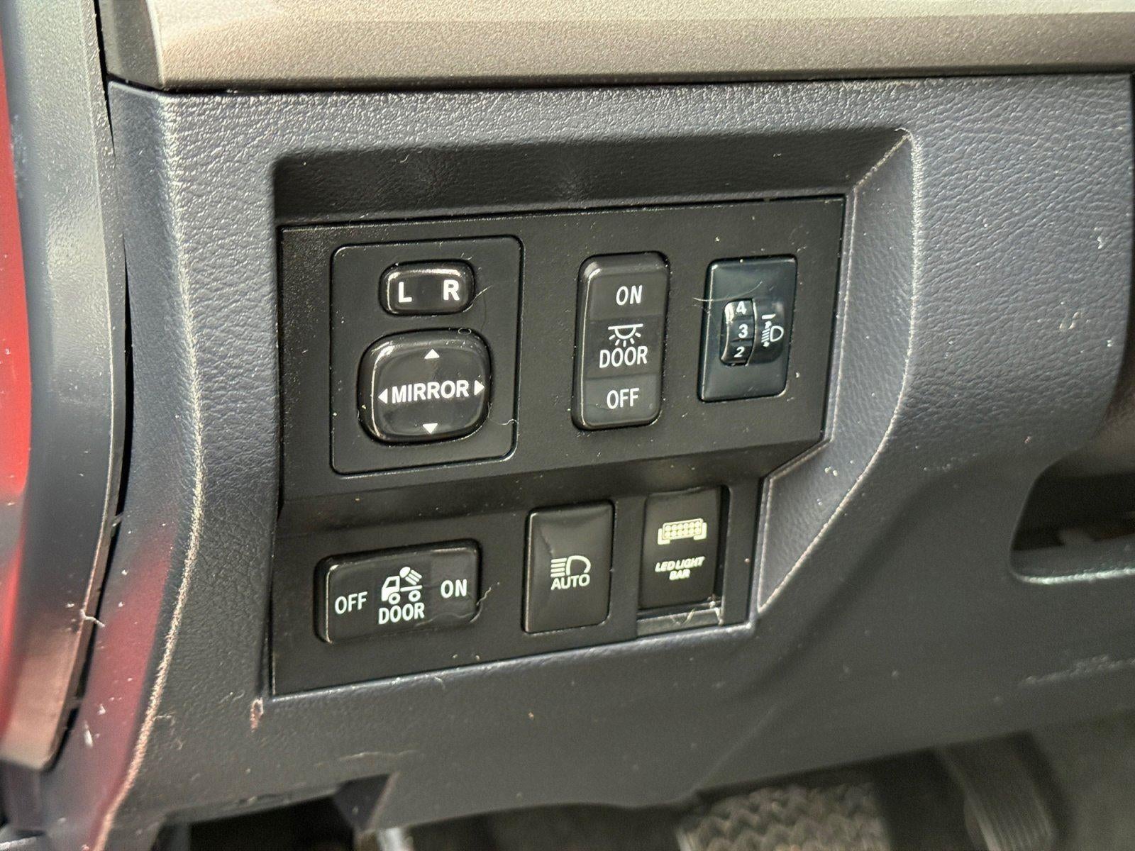 2018 Toyota Tundra SR5