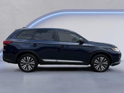 2020 Mitsubishi Outlander ES