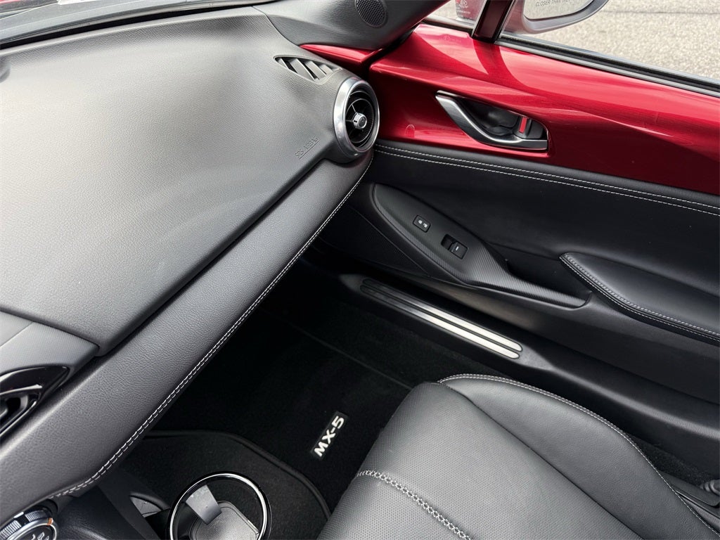 2025 Mazda Mazda MX-5 Miata RF Grand Touring