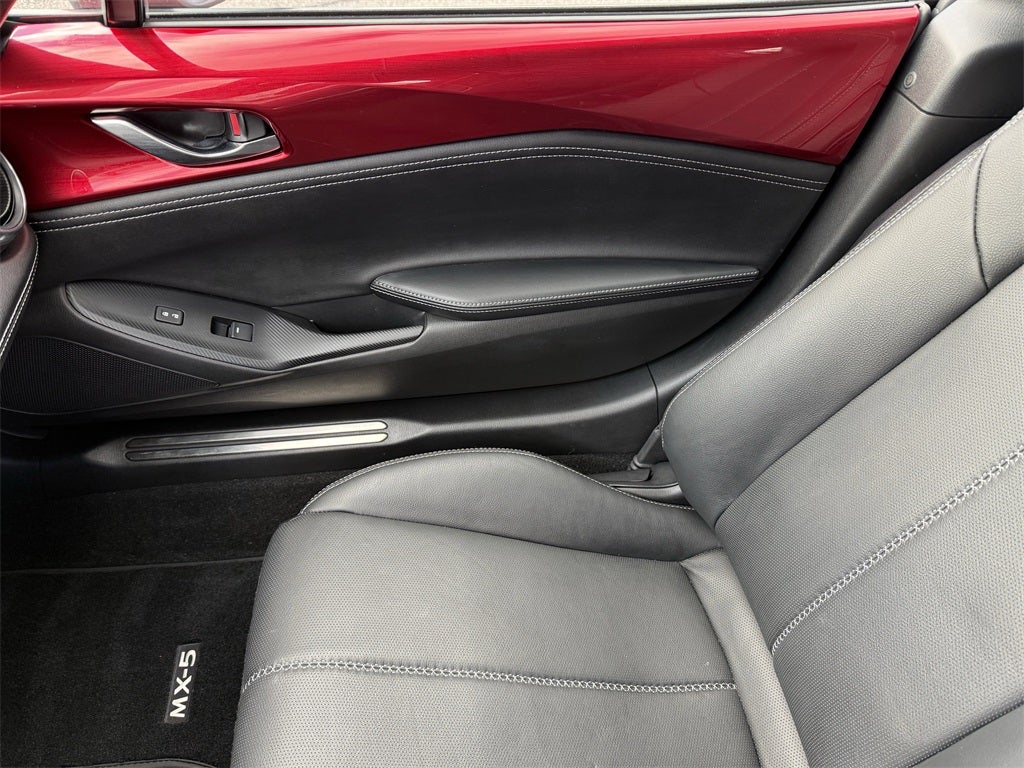 2025 Mazda Mazda MX-5 Miata RF Grand Touring