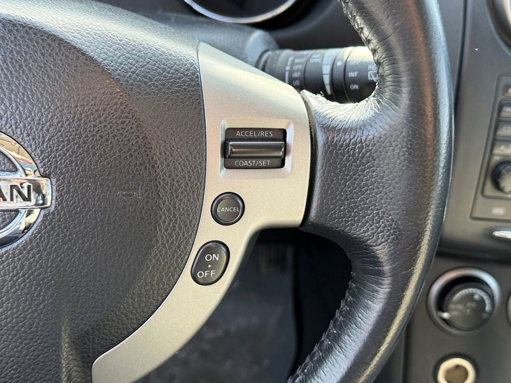 2011 Nissan Rogue SV