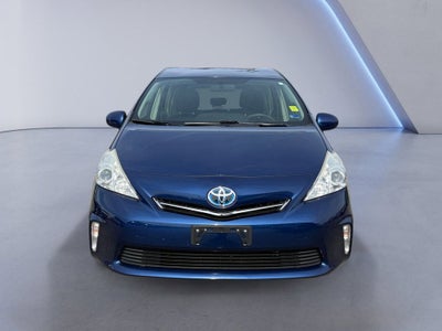 2013 Toyota Prius v Base