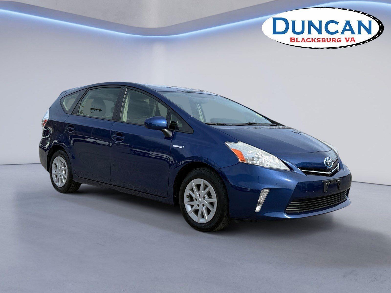 2013 Toyota Prius v Two