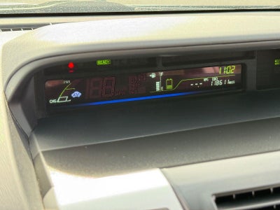 2013 Toyota Prius v Two
