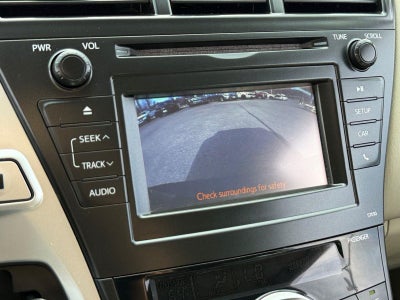 2013 Toyota Prius v Two