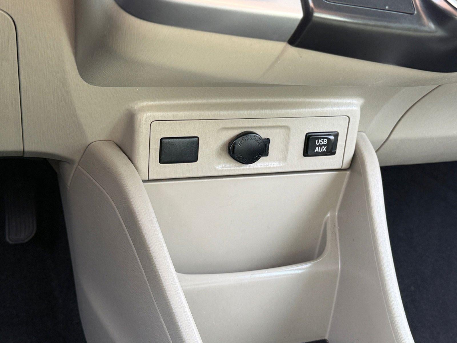2013 Toyota Prius v Two