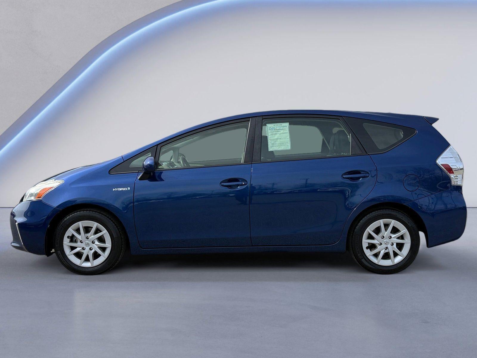 2013 Toyota Prius v Two