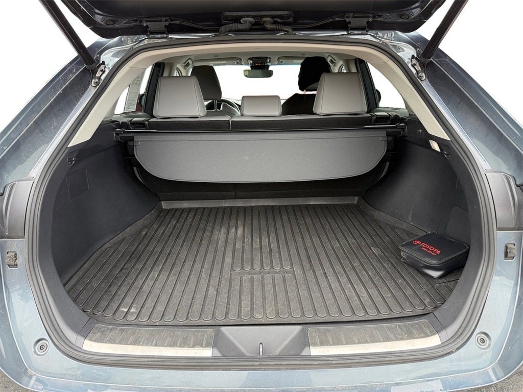 2023 Toyota Venza XLE