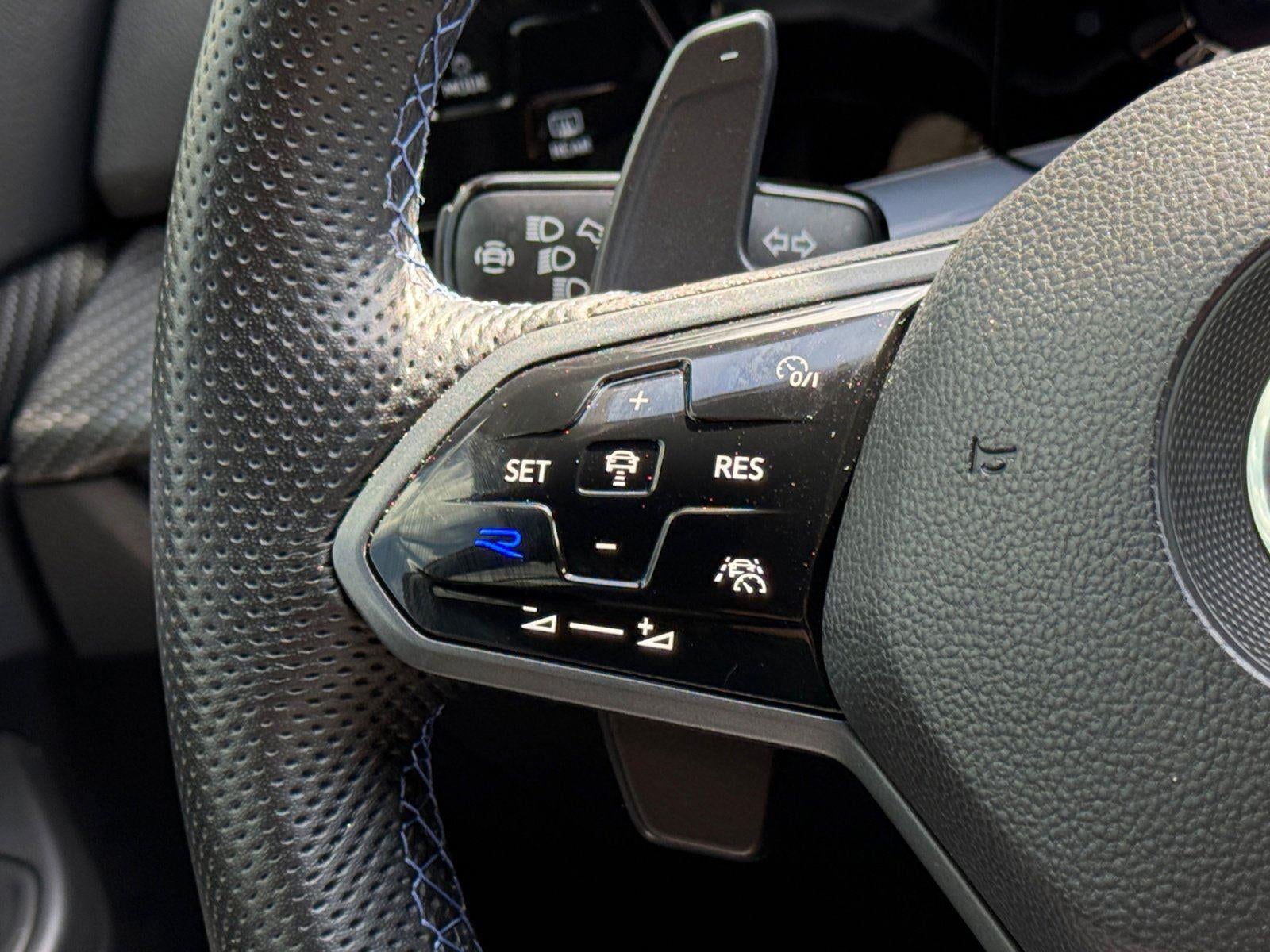 2022 Volkswagen Golf R 2.0T