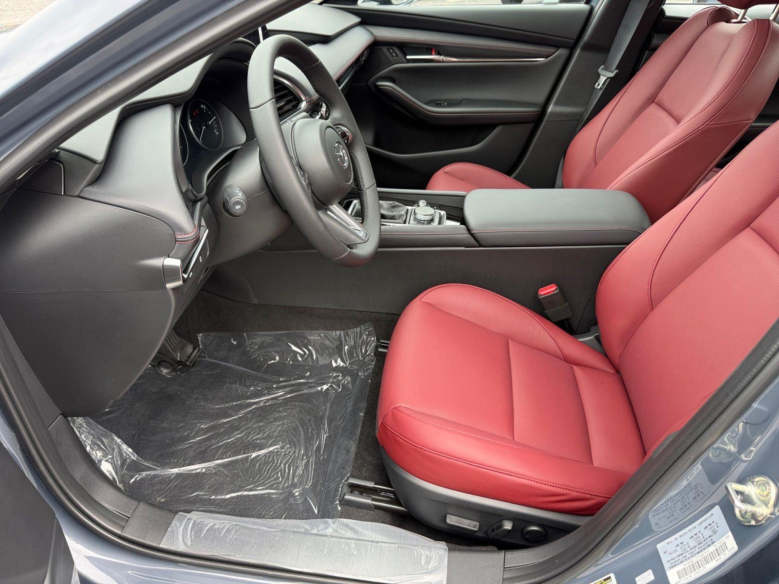 2026 Mazda Mazda3 Sedan 2.5 S Carbon Edition AWD
